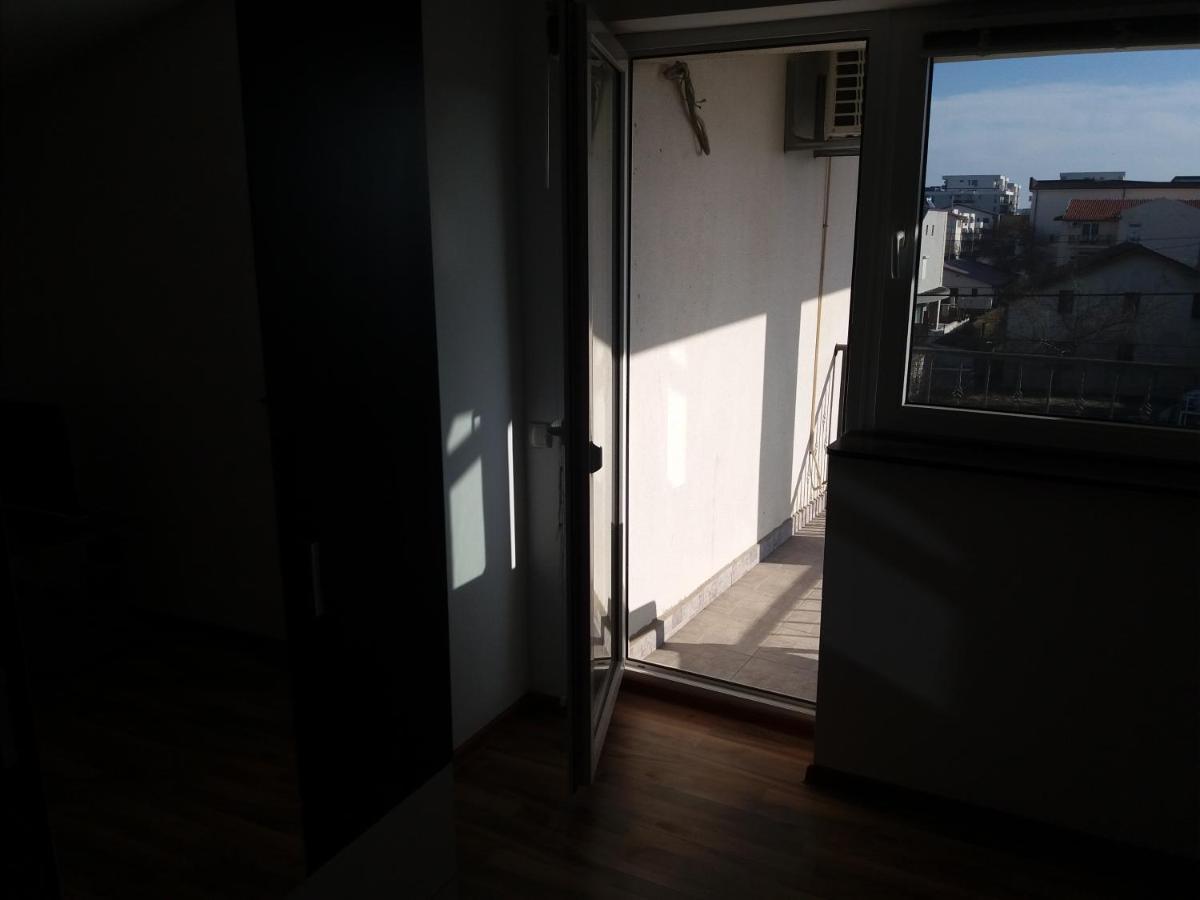 Ferienwohnung Kamino Mamaia Nord Năvodari Exterior foto